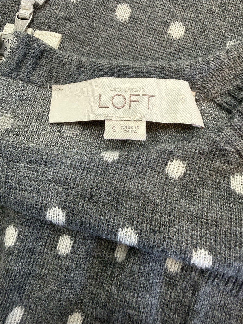 Ann Taylor Loft Polka Dot Boatneck Sweater Size S - Picture 4 of 4